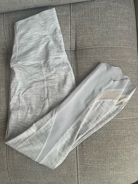 Lululemon Athletica Light Gray Striped Mesh-Panel Capri Leggings
